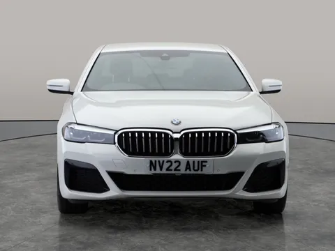 Thumbnail image for the BMW 5 Series 2.0 520d MHT M Sport    Steptronic