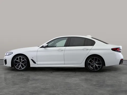 Thumbnail image for the BMW 5 Series 2.0 520d MHT M Sport    Steptronic