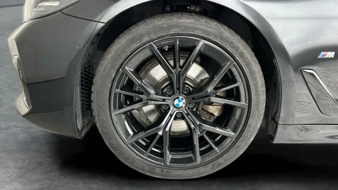 Thumbnail image for the BMW 5 Series 2.0 520d MHT M Sport    Steptronic