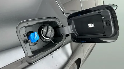 Thumbnail image for the BMW 5 Series 2.0 520d MHT M Sport    Steptronic
