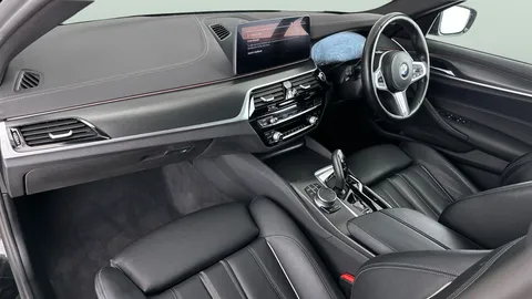 Thumbnail image for the BMW 5 Series 2.0 520d MHT M Sport    Steptronic