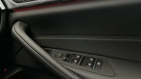 Thumbnail image for the BMW 5 Series 2.0 520d MHT M Sport    Steptronic