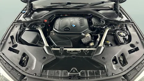 Thumbnail image for the BMW 5 Series 2.0 520d MHT M Sport    Steptronic