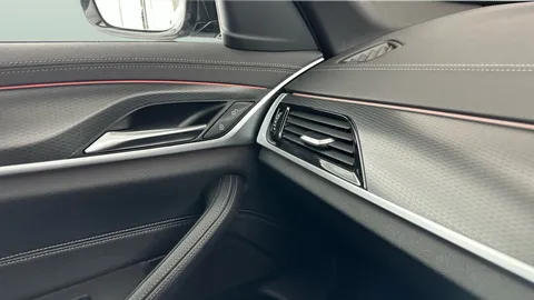 Thumbnail image for the BMW 5 Series 2.0 520d MHT M Sport    Steptronic