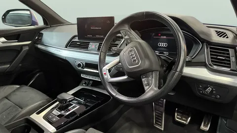 Thumbnail image for the Audi Q5 2.0 TDI 40 S line   S Tronic quattro