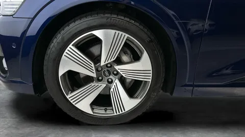 Thumbnail image for the Audi E-Tron 50 S line   quattro 71.2kWh (11kW Charger)