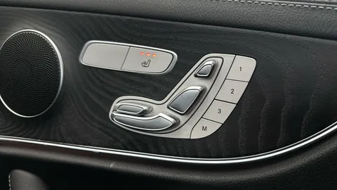 Thumbnail image for the Mercedes-Benz E-Class 2.0 E220d AMG Line (Premium) Coupe  G-Tronic+