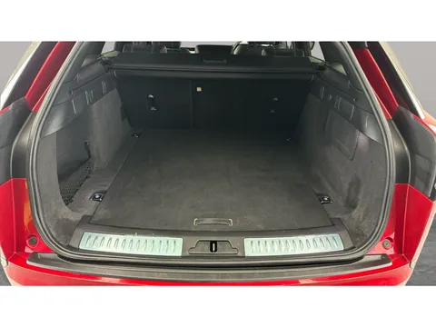 Thumbnail image for the Land Rover Range Rover Velar 2.0 D200 MHEV R-Dynamic SE   4WD
