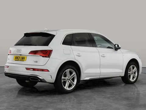 Thumbnail image for the Audi Q5 2.0 TDI 40 S line   S Tronic quattro