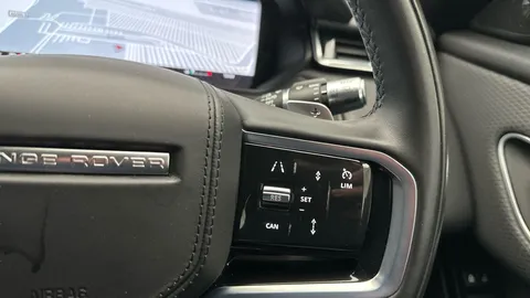 Thumbnail image for the Land Rover Range Rover Velar 2.0 D200 MHEV R-Dynamic SE   4WD