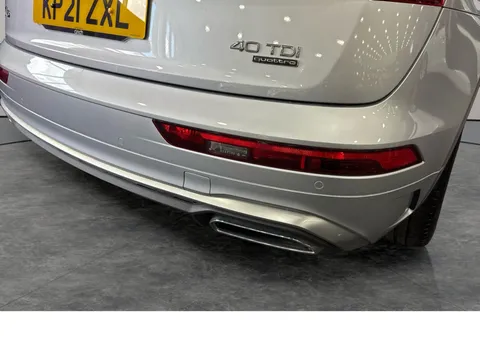 Thumbnail image for the Audi Q5 2.0 TDI 40 S line   S Tronic quattro