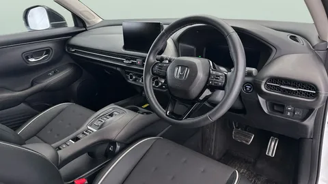 Thumbnail image for the Honda Zr-V 2.0 h i-MMD Sport    eCVT