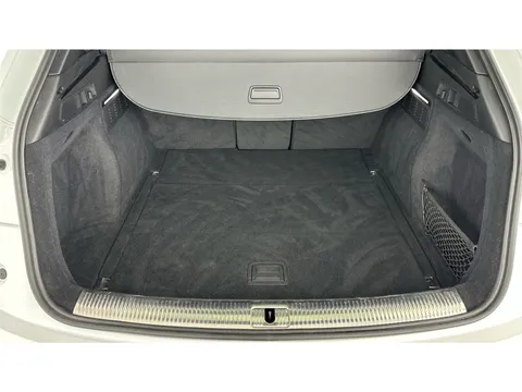 Thumbnail image for the Audi Q5 2.0 TDI 40 S line   S Tronic quattro