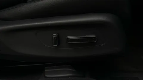 Thumbnail image for the Honda Zr-V 2.0 h i-MMD Sport    eCVT