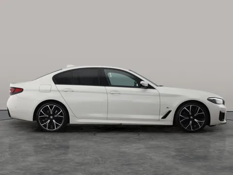 Thumbnail image for the BMW 5 Series 2.0 520d MHT M Sport    Steptronic