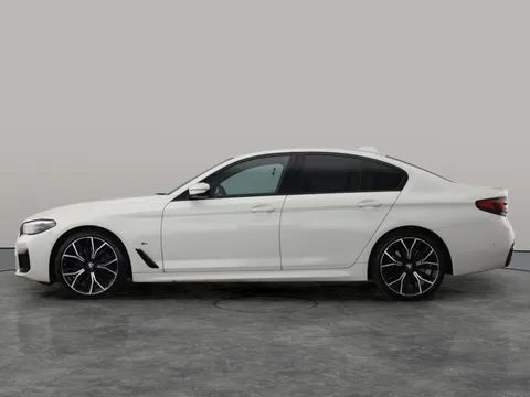 Thumbnail image for the BMW 5 Series 2.0 520d MHT M Sport    Steptronic