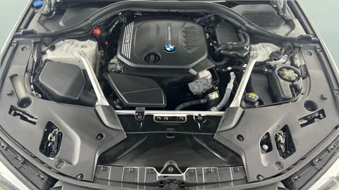 Thumbnail image for the BMW 5 Series 2.0 520d MHT M Sport    Steptronic