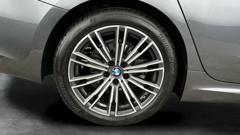 Thumbnail image for the BMW 3 Series 2.0 320i M Sport