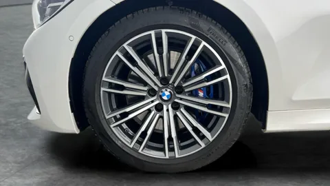 Thumbnail image for the BMW 3 Series 2.0 330i M Sport