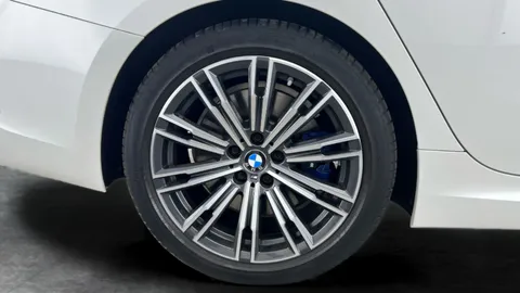Thumbnail image for the BMW 3 Series 2.0 330i M Sport