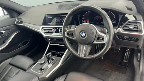 Thumbnail image for the BMW 3 Series 2.0 330i M Sport