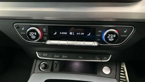 Thumbnail image for the Audi Q5 2.0 TFSI 45 S line   S Tronic quattro
