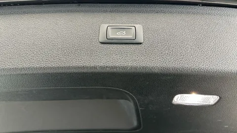 Thumbnail image for the Audi Q5 2.0 TFSI 45 S line   S Tronic quattro