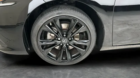 Thumbnail image for the Lexus Es 2.5 300h F Sport    E-CVT
