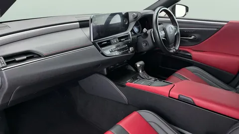 Thumbnail image for the Lexus Es 2.5 300h F Sport    E-CVT