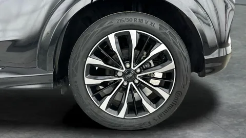 Thumbnail image for the Ford Puma 1.0T EcoBoost MHEV ST-Line Vignale    DCT