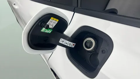 Thumbnail image for the Ford Focus 1.0T EcoBoost MHEV ST-Line X    DCT
