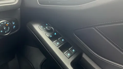 Thumbnail image for the Ford Focus 1.0T EcoBoost MHEV ST-Line X    DCT
