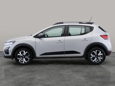 Thumbnail image for the Dacia Sandero Stepway 1.0 TCe Journey
