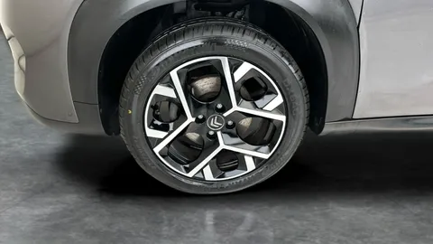 Thumbnail image for the Citroën C3 Aircross 1.2 PureTech Shine Plus   EAT6