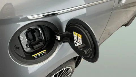 Thumbnail image for the Fiat 500E 42kWh La Prima