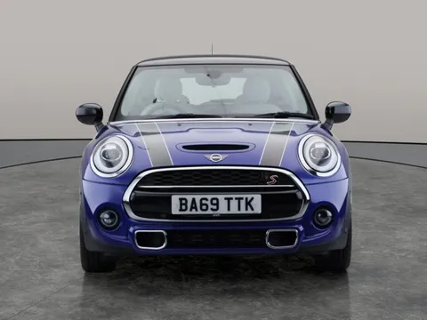 Thumbnail image for the Mini Hatch 2.0 Cooper S Exclusive   Steptronic
