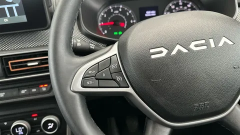 Thumbnail image for the Dacia Sandero Stepway 1.0 TCe Journey