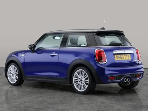 Thumbnail image for the Mini Hatch 2.0 Cooper S Exclusive   Steptronic
