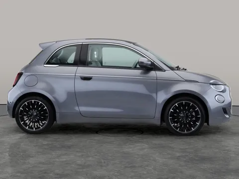 Thumbnail image for the Fiat 500E 42kWh La Prima