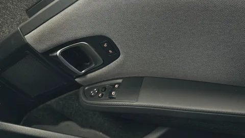 Thumbnail image for the BMW i3 42.2kWh S