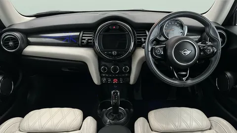 Thumbnail image for the Mini Hatch 2.0 Cooper S Exclusive   Steptronic