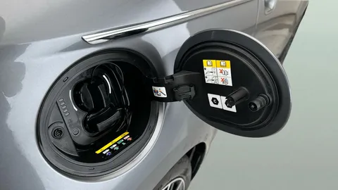 Thumbnail image for the Fiat 500E 42kWh La Prima