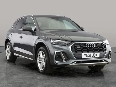 Thumbnail image for the Audi Q5 2.0 TDI 40 S line   S Tronic quattro