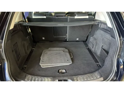 Thumbnail image for the Land Rover Discovery Sport 2.0 P200 MHEV R-Dynamic SE   4WD