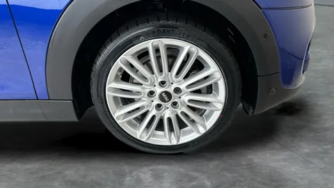 Thumbnail image for the Mini Hatch 2.0 Cooper S Exclusive   Steptronic