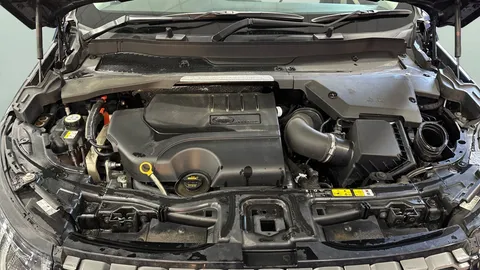 Thumbnail image for the Land Rover Discovery Sport 2.0 P200 MHEV R-Dynamic SE   4WD