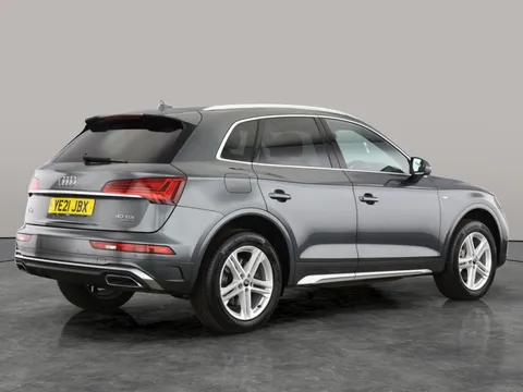 Thumbnail image for the Audi Q5 2.0 TDI 40 S line   S Tronic quattro
