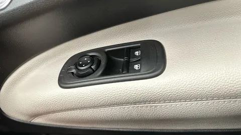 Thumbnail image for the Fiat 500E 42kWh La Prima