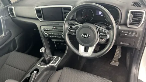 Thumbnail image for the Kia Sportage 1.6 CRDi MHEV 2