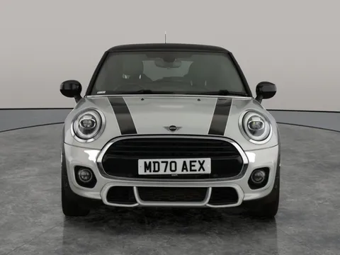 Thumbnail image for the Mini Hatch 1.5 Cooper Sport   Steptronic